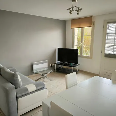 Rez-de-chaussée Calme Apartamento Neuilly-l'Eveque