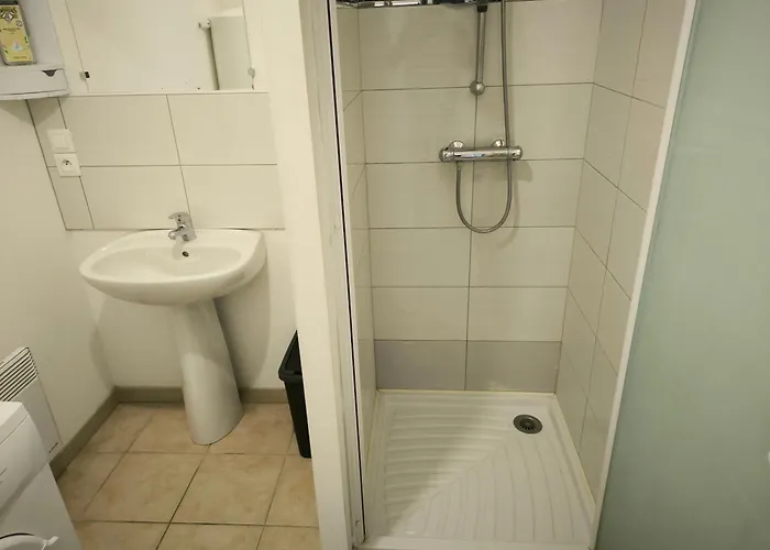 Rez-de-chaussee Calme Neuilly-l'Eveque